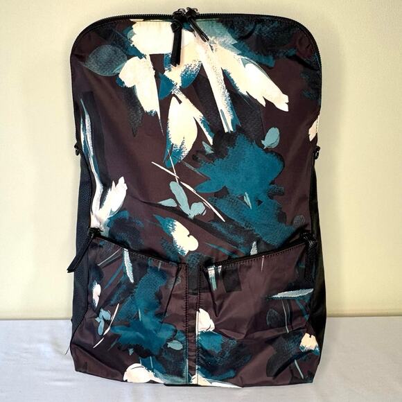 Fabletics Backpack Gray Floral - Picture 4 of 14